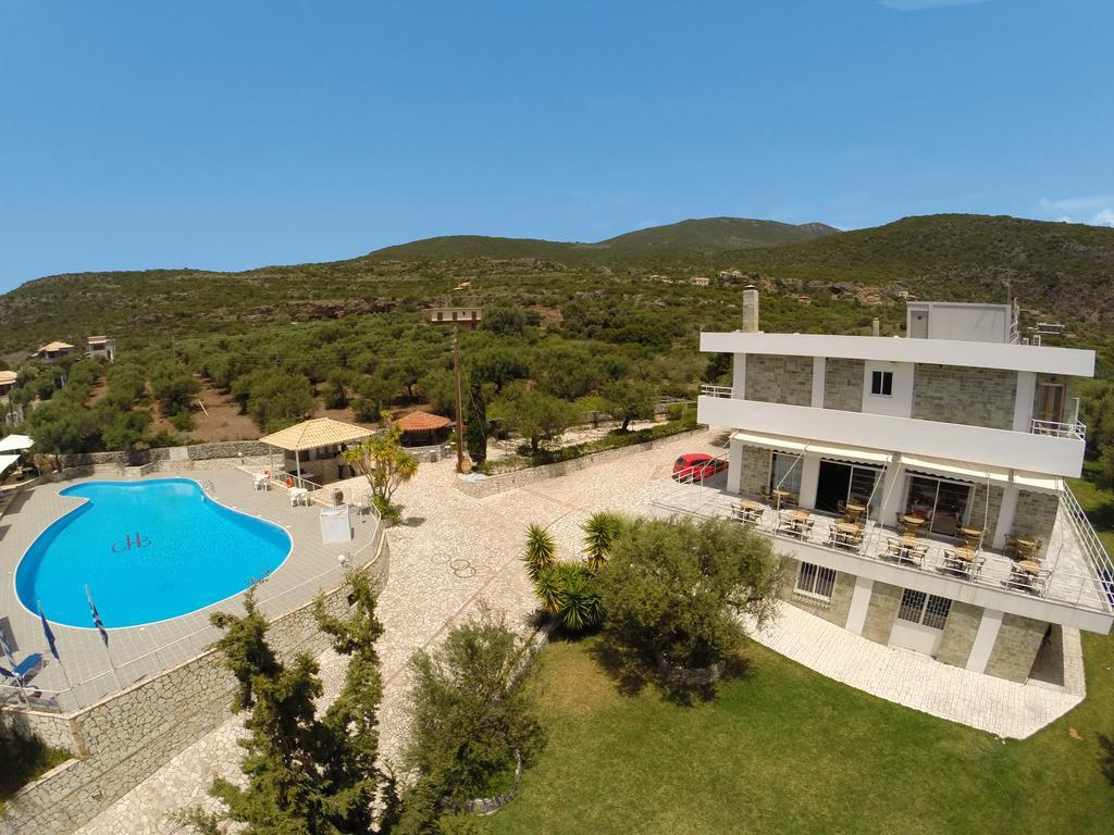 Kardamili Beach Hotel מראה חיצוני תמונה