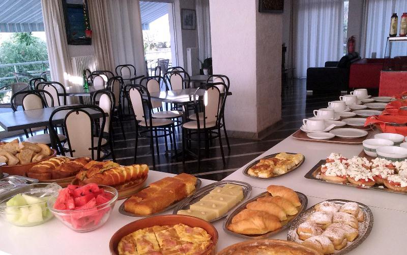 Kardamili Beach Hotel מראה חיצוני תמונה